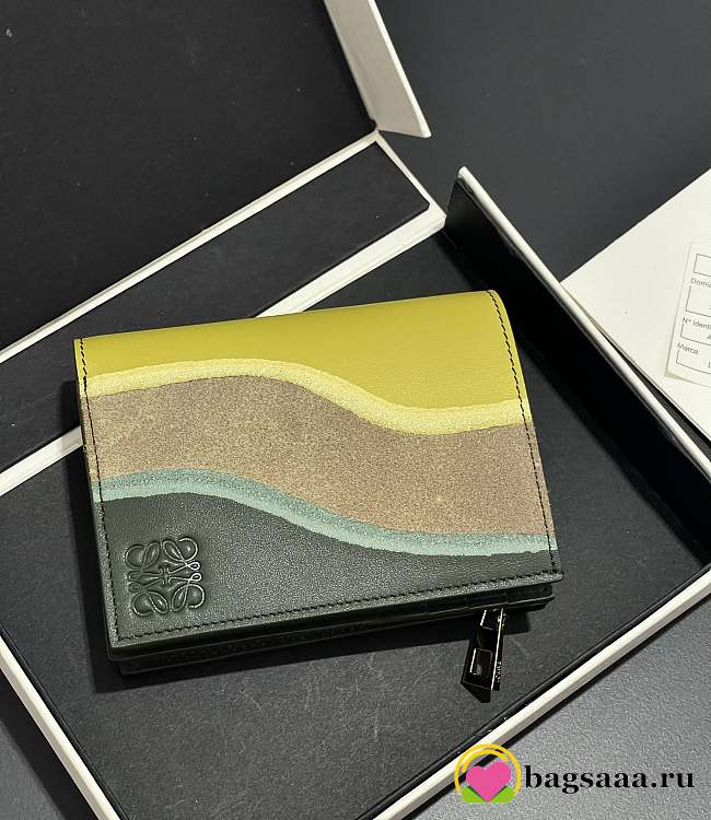 Bagsaaa Loewe Compact Landscape wallet in nappa calfskin green - 11cm - 1