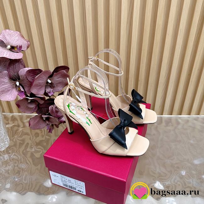 Bagsaaa Valentino Bowow Kidskin Sandal 95Mm beige - 1