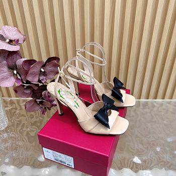 Bagsaaa Valentino Bowow Kidskin Sandal 95Mm beige