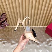 Bagsaaa Valentino Bowow Kidskin Sandal 95Mm beige - 4