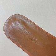 Bagsaaa Loro Piana Sesia leather slides in tan - 3