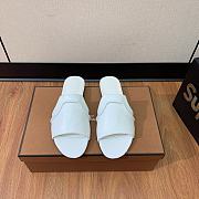Bagsaaa Loro Piana Sesia leather slides in white - 1