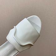 Bagsaaa Loro Piana Sesia leather slides in white - 3