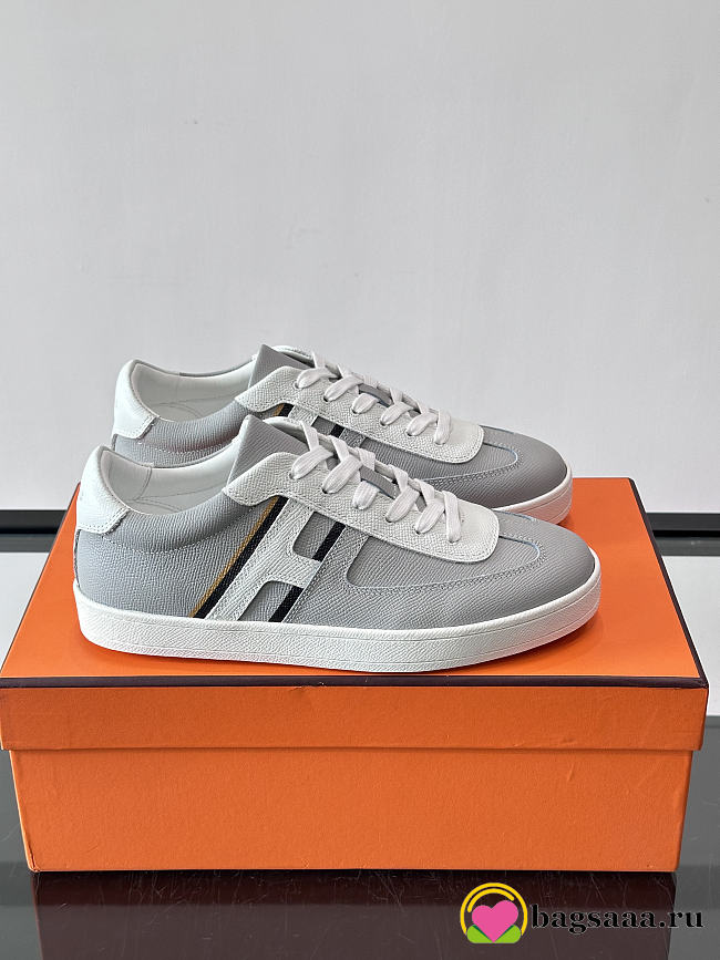 Bagsaaa Hermes Boomerang sneaker gray & white - 1