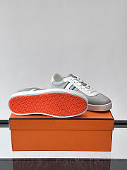 Bagsaaa Hermes Boomerang sneaker gray & white - 3