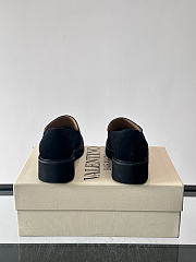 Bagsaaa Valentino Garavani Toile Iconographe loafers - 4