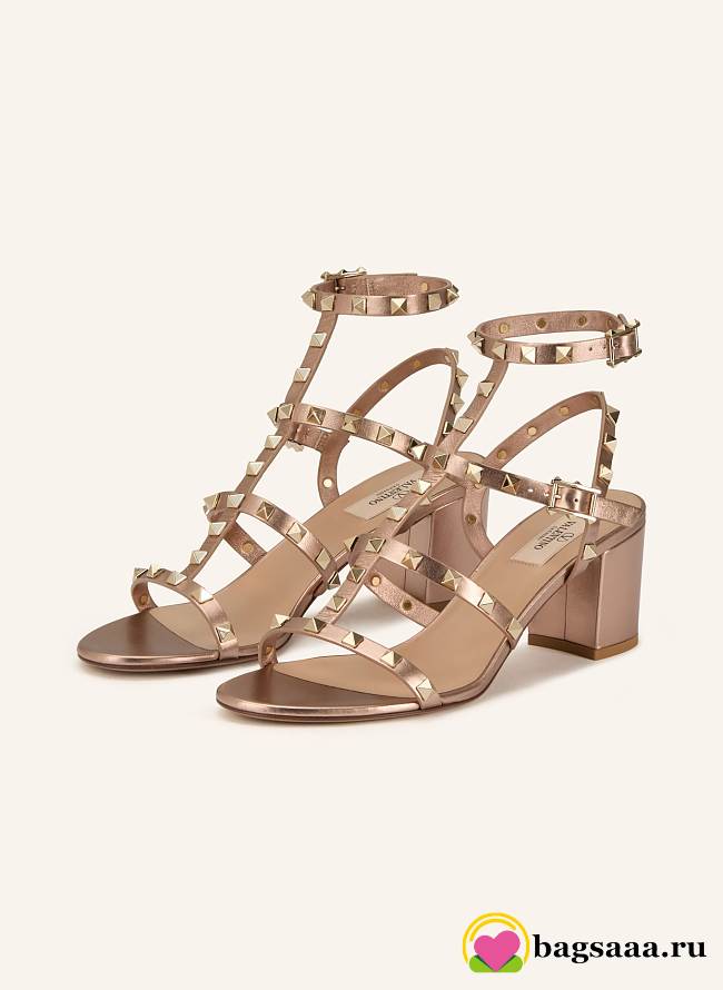 Bagsaaa Valentino GARAVANI ROCKSTUD 60 sandals pink gold - 1
