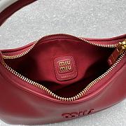 Bagsaaa red Miu Miu Wander bag in smooth leather with white contrast piping - 23cm - 3