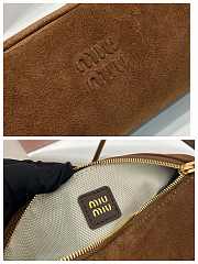 Bagsaaa Miu Miu Suede pouch 5NE851 brown suede - 22cm - 4