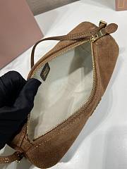 Bagsaaa Miu Miu Suede pouch 5NE851 brown suede - 22cm - 2