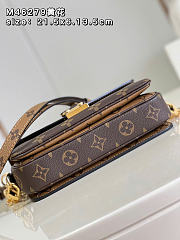 Bagsaaa Louis Vuitton Pochette Métis bag in the classic Monogram canvas - 21.5cm - 4