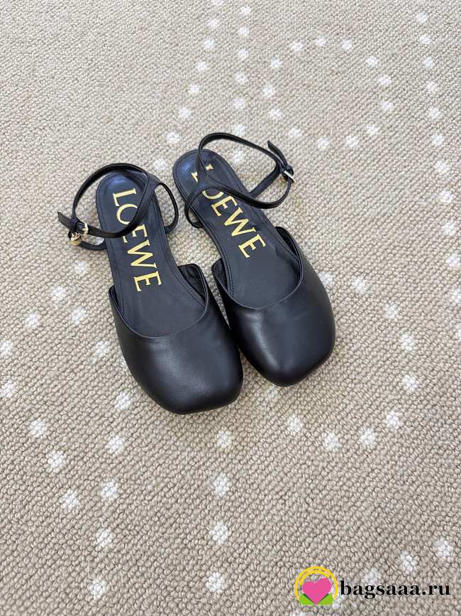 Bagsaaa LOEWE Toy ankle-strap pumps black - 1