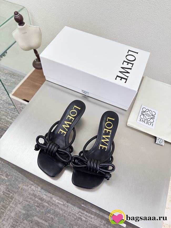 Bagsaaa Loewe Flamenco Knot sandal in lambskin black - 1