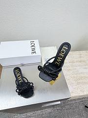 Bagsaaa Loewe Flamenco Knot sandal in lambskin black - 2