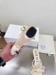 Bagsaaa Loewe Flamenco Knot sandal in lambskin beige - 4