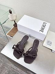 Bagsaaa Loewe Flamenco Knot sandal in lambskin dark brown - 1