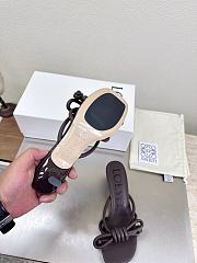 Bagsaaa Loewe Flamenco Knot sandal in lambskin dark brown - 4