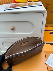 Bagsaaa LV Cosmetic Pouch M46579 - 24cm - 5