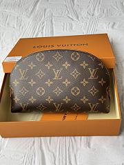 Bagsaaa LV Cosmetic Pouch M46579 - 24cm - 2