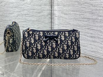 Bagsaaa Dior Oblique Bow Pouch with Chain Blue Dior Oblique Jacquard - 22cm