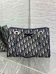 Bagsaaa Dior Small Shopping Bag Blue Dior Oblique Jacquard - 27cm - 1