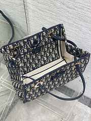 Bagsaaa Dior Small Shopping Bag Blue Dior Oblique Jacquard - 27cm - 4