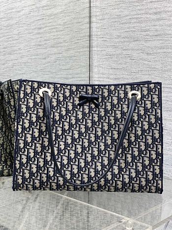 Bagsaaa Dior Medium Shopping Bag Blue Dior Oblique Jacquard - 37cm