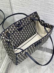 Bagsaaa Dior Medium Shopping Bag Blue Dior Oblique Jacquard - 37cm - 4