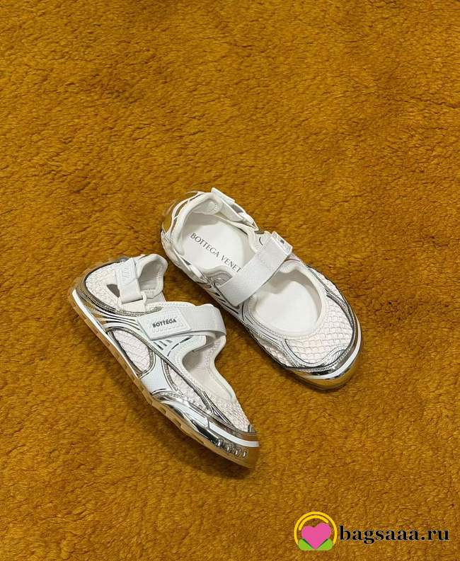 Bagsaaa Bottega Veneta Orbit Flash Mary Jane sneakers silver and white - 1