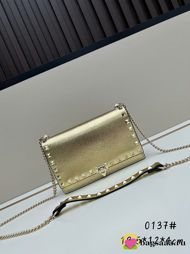 Bagsaaa Valentino Rockstud Mini Calfskin Bag With Chain In Laminated Grainy Calfskin - 18.5cm - 1