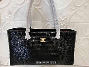Bagsaaa crocodile-embossed Chanel Cerf or Executive tote bag in black - 40cm - 5