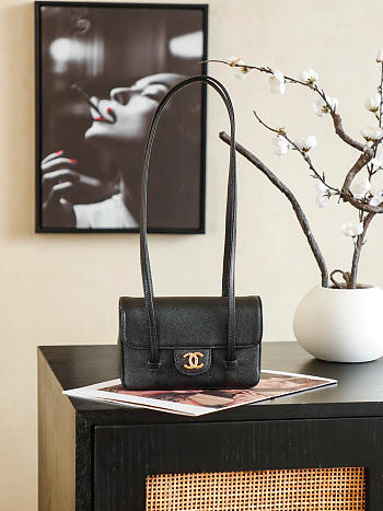 Bagsaaa Chanel Spring Summer 2026 Clutch with Leather Strap AP5068 black - 17cm