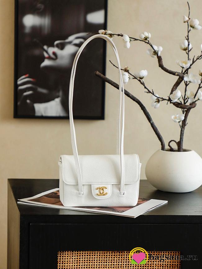 Bagsaaa Chanel Spring Summer 2026 Clutch with Leather Strap AP5068 white - 17cm - 1