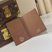 Bagsaaa 2026 Collection LV M28281 Passport Cover Chocolate - 14cm - 2