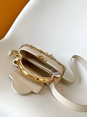 Bagsaaa LV M26345 Capucines East-West Mini Bag Vanilla - 22cm - 3