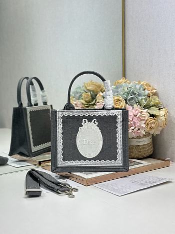 Bagsaaa Small Dior Book Tote with Strap Gray Dior Oblique Embroidery with White Lace & Dior Médaillon 26.5cm