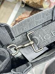Bagsaaa Small Dior Book Tote with Strap Gray Dior Oblique Embroidery with White Lace & Dior Médaillon 26.5cm - 3