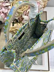 Bagsaaa Small Dior Book Tote with Strap Multicolor Lily of the Valley Embroidery with Dior Médaillon 26.5cm - 4