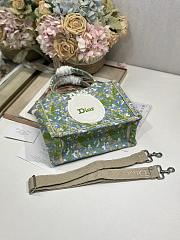 Bagsaaa Small Dior Book Tote with Strap Multicolor Lily of the Valley Embroidery with Dior Médaillon 26.5cm - 3