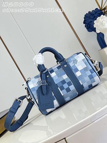 Bagsaaa New Collection 2026 LV M28600 Keepall Bandoulière Bag Indigo Blue - 25cm