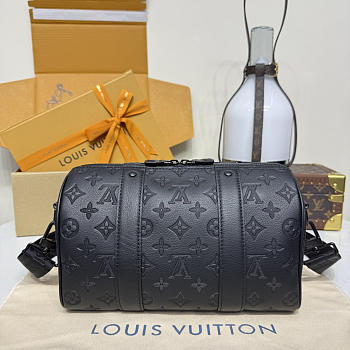Bagsaaa LV M26750 City Keepall black - 27.5cm