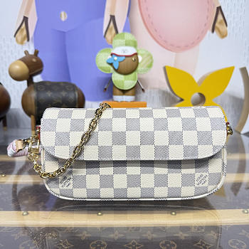 Bagsaaa LV N40916 Wallet On Chain Ivy Damier Azur - 23.5cm