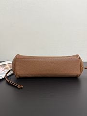 Bagsaaa Chanel Spring Summer 2026 Small Tote AS6288 brown - 32cm - 3
