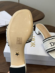 Bagsaaa Dioriviera Dior Woven Heeled Slide White Crocheted Raffia 3.5cm - 4