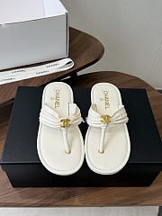 Bagsaaa Chanel Thongs white lambskin G47103 - 1