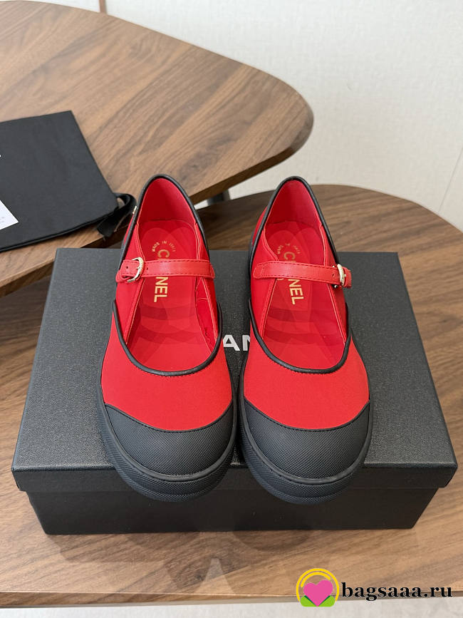 Bagsaaa Chanel 2026 collection Mary Janes G47139 red & black - 1