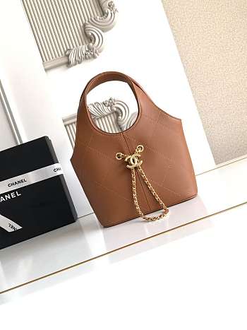 Bagsaaa Chanel Spring Summer 2026 collection Small Tote AS6132 Brown - 27.5cm