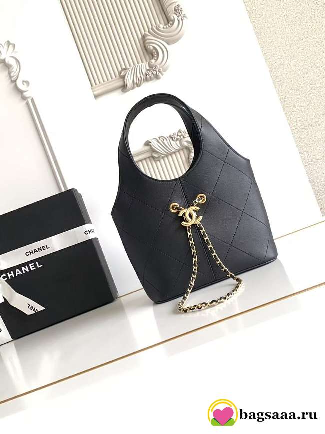 Bagsaaa Chanel Spring Summer 2026 collection Small Tote AS6132 Black - 27.5cm - 1