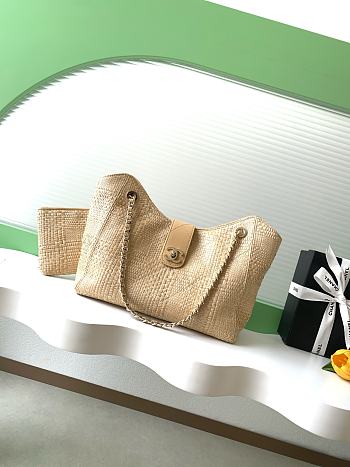 Bagsaaa Chanel Spring Summer 2026 collection Shopping Bag AS6090 raffia - 40cm
