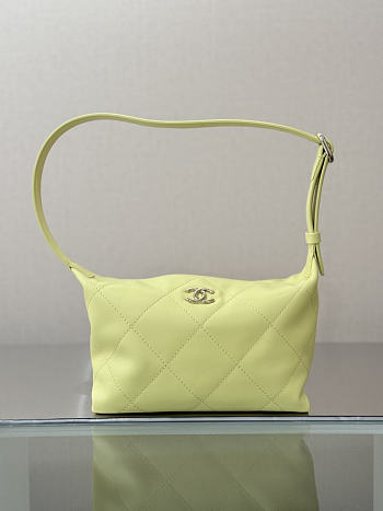 Bagsaaa Chanel 2026 collection Mini Hobo Bag AS6138 light yellow - 23cm